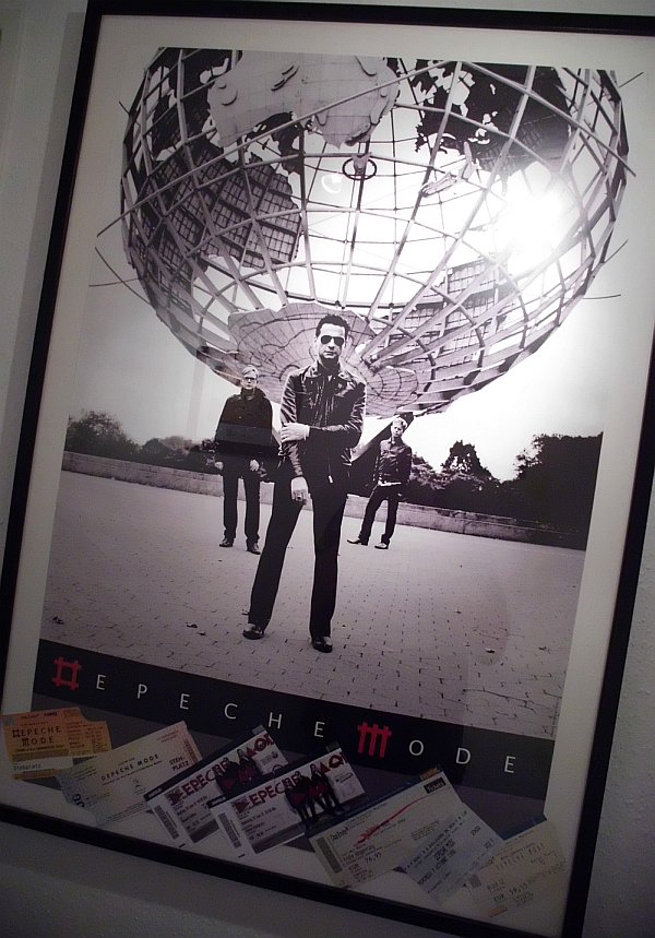 2013-depeche_mode_framed